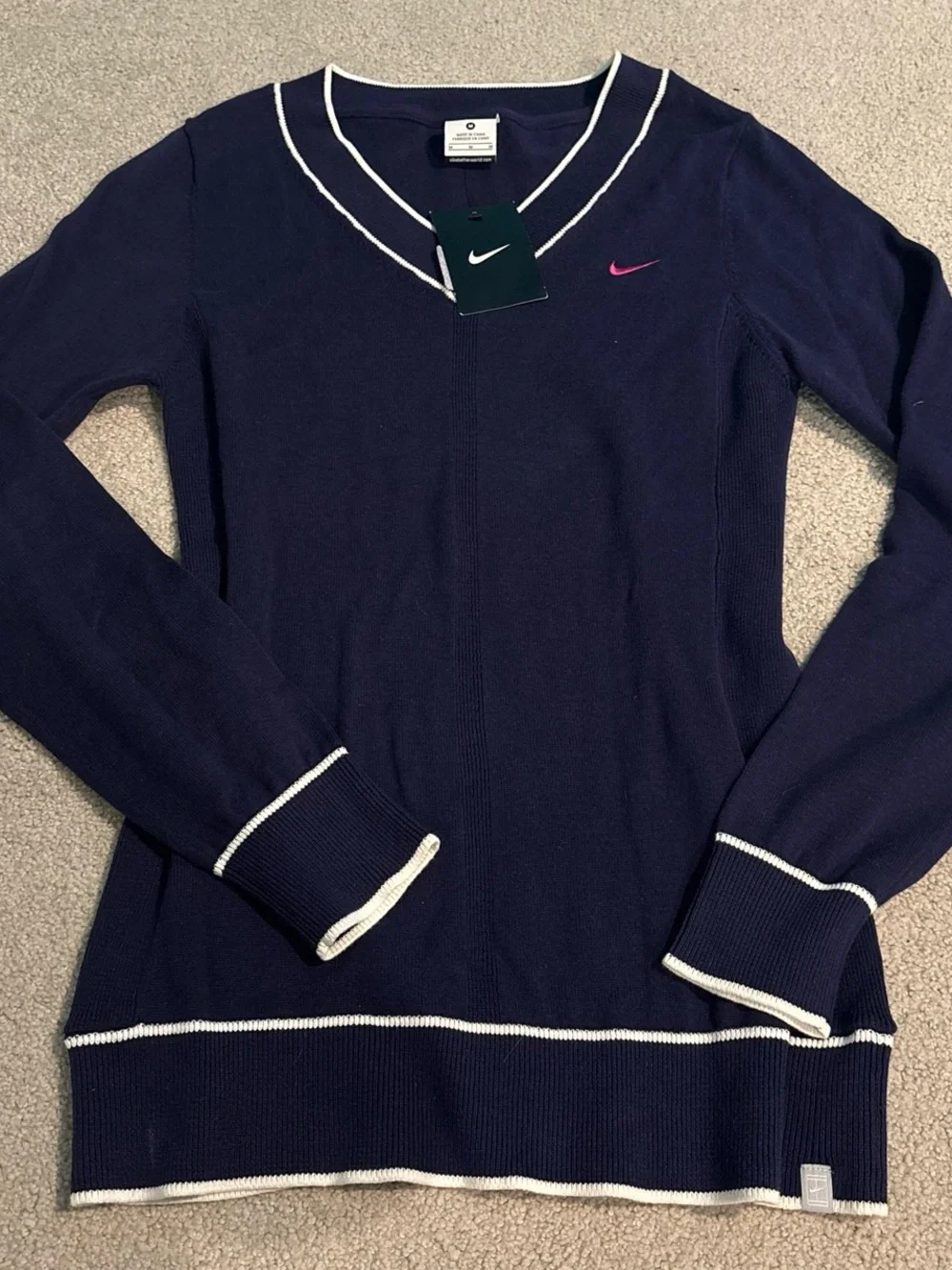 Nike Women’s Navy V-Neck Sweater